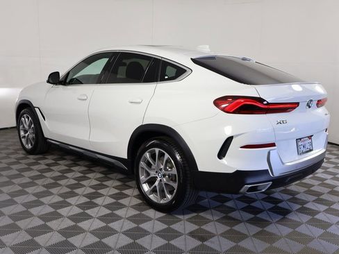 Used 2023 BMW X6 xDrive40i w/ Premium Package image 6