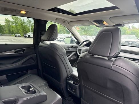 Certified 2022 INFINITI QX60 Luxe w/ Cargo Package AWD/4WD image 35