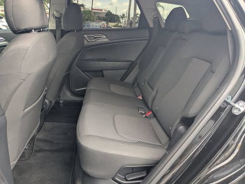 Certified 2023 Kia Sportage LX AWD/4WD image 10