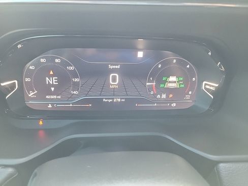 Used 2023 GMC Yukon XL Denali AWD/4WD image 28
