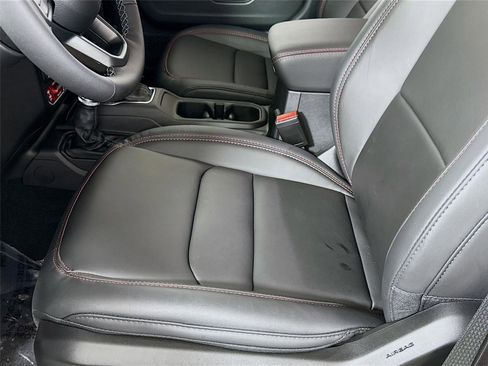 New 2026 Jeep Wrangler Unlimited Rubicon w/ Xtreme 35 Tire Package image 13