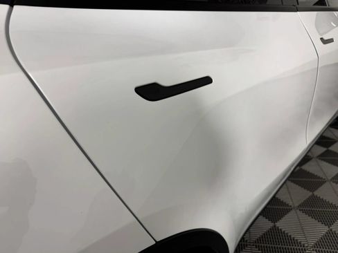 Used 2020 Tesla Model Y Long Range AWD/4WD image 29