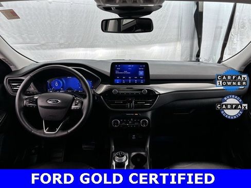 Certified 2022 Ford Escape Titanium w/ Class II Trailer Tow Package image 18