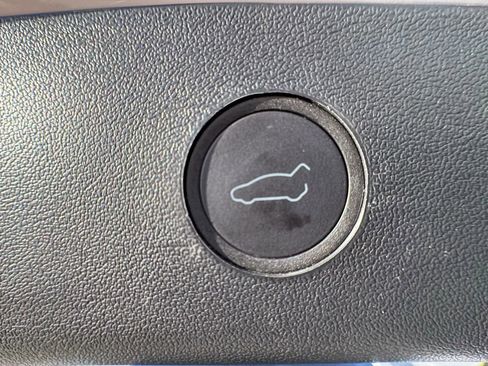 Used 2023 Tesla Model 3 Long Range image 40