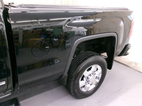 Used 2015 GMC Sierra 3500 Denali w/ Duramax Plus Package AWD/4WD image 10