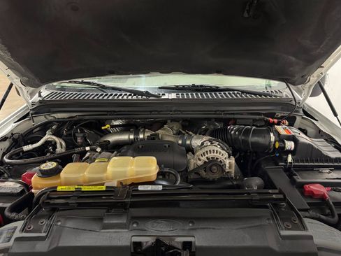 Used 2002 Ford F350 Lariat RWD image 37