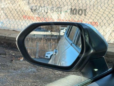 Used 2024 Toyota Corolla LE image 32