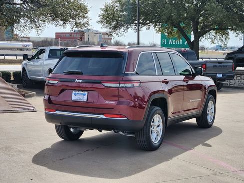 New 2026 Jeep Grand Cherokee Laredo X RWD image 4