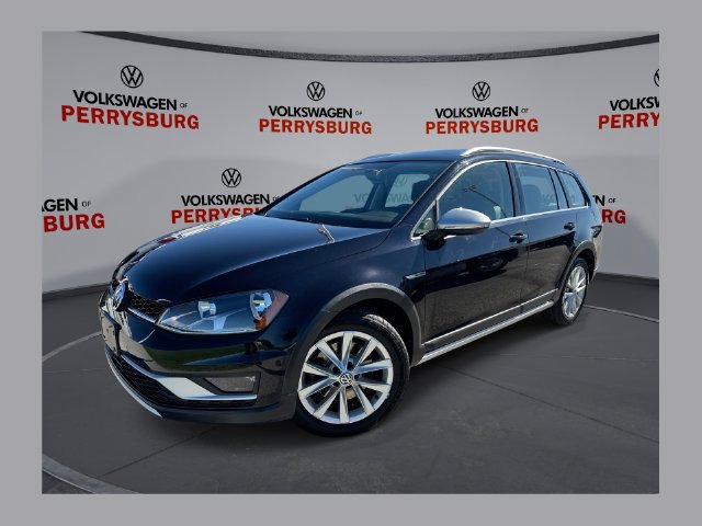 Used 2017 Volkswagen Golf Alltrack SE AWD/4WD image 1