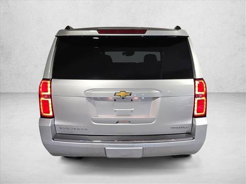 Used 2019 Chevrolet Suburban Premier AWD/4WD image 6