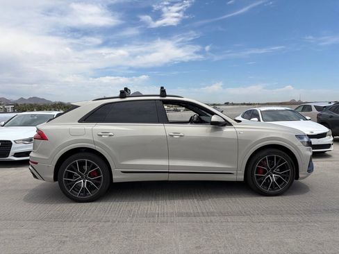 Used 2021 Audi Q8 Premium Plus AWD/4WD image 3