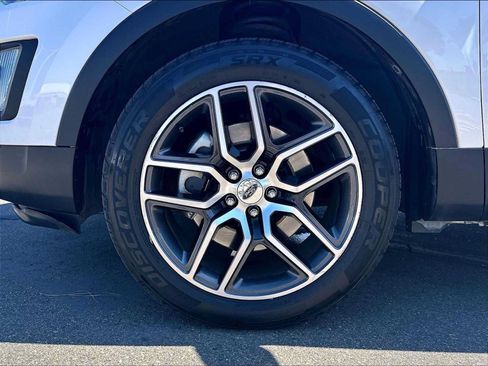 Used 2016 Ford Explorer Sport w/ Equipment Group 401A AWD/4WD image 12
