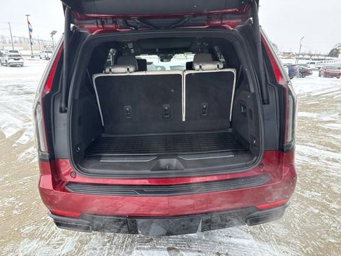 Used 2021 Cadillac Escalade Sport w/ Driver Assist Tech Package image 38