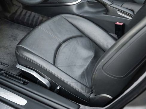 Used 2005 Porsche Boxster S image 44