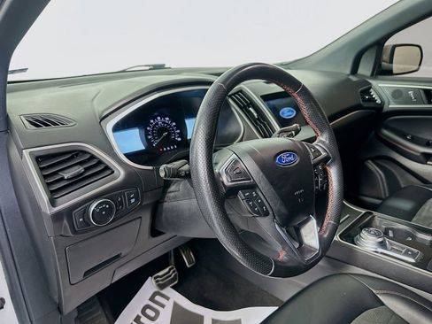 Used 2020 Ford Edge ST-Line FWD image 9