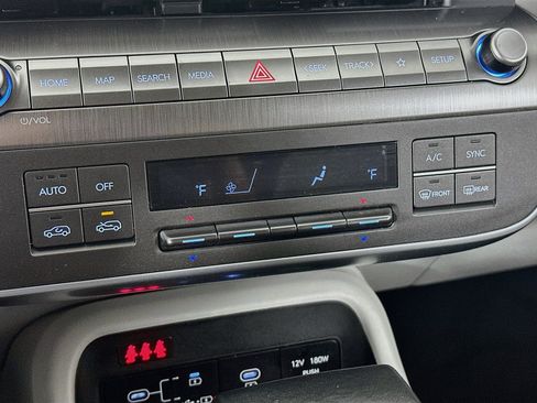 Used 2025 Hyundai Kona SEL AWD/4WD image 23