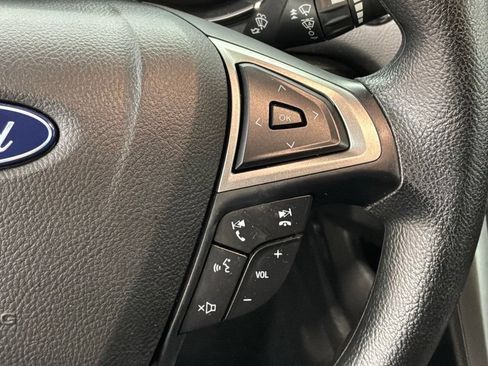 Used 2020 Ford Fusion SE FWD image 10