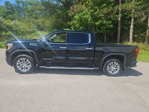 Used 2019 GMC Sierra 1500 Denali w/ Technology Package AWD/4WD image 2