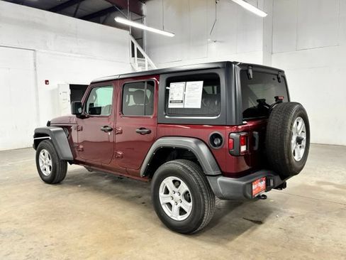 Used 2022 Jeep Wrangler Unlimited Sport AWD/4WD image 5