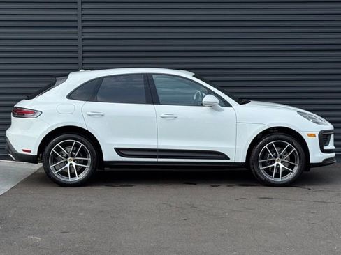 New 2026 Porsche Macan AWD/4WD image 8