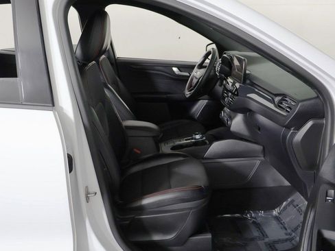 Used 2023 Ford Escape ST-Line FWD image 22