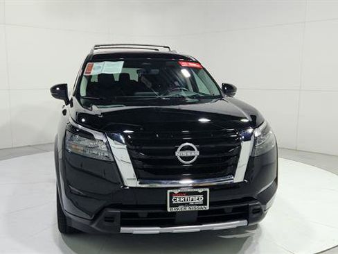 Certified 2025 Nissan Pathfinder Platinum w/ Cargo Package image 2