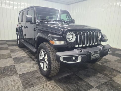 Used 2020 Jeep Wrangler Unlimited Sahara AWD/4WD image 14