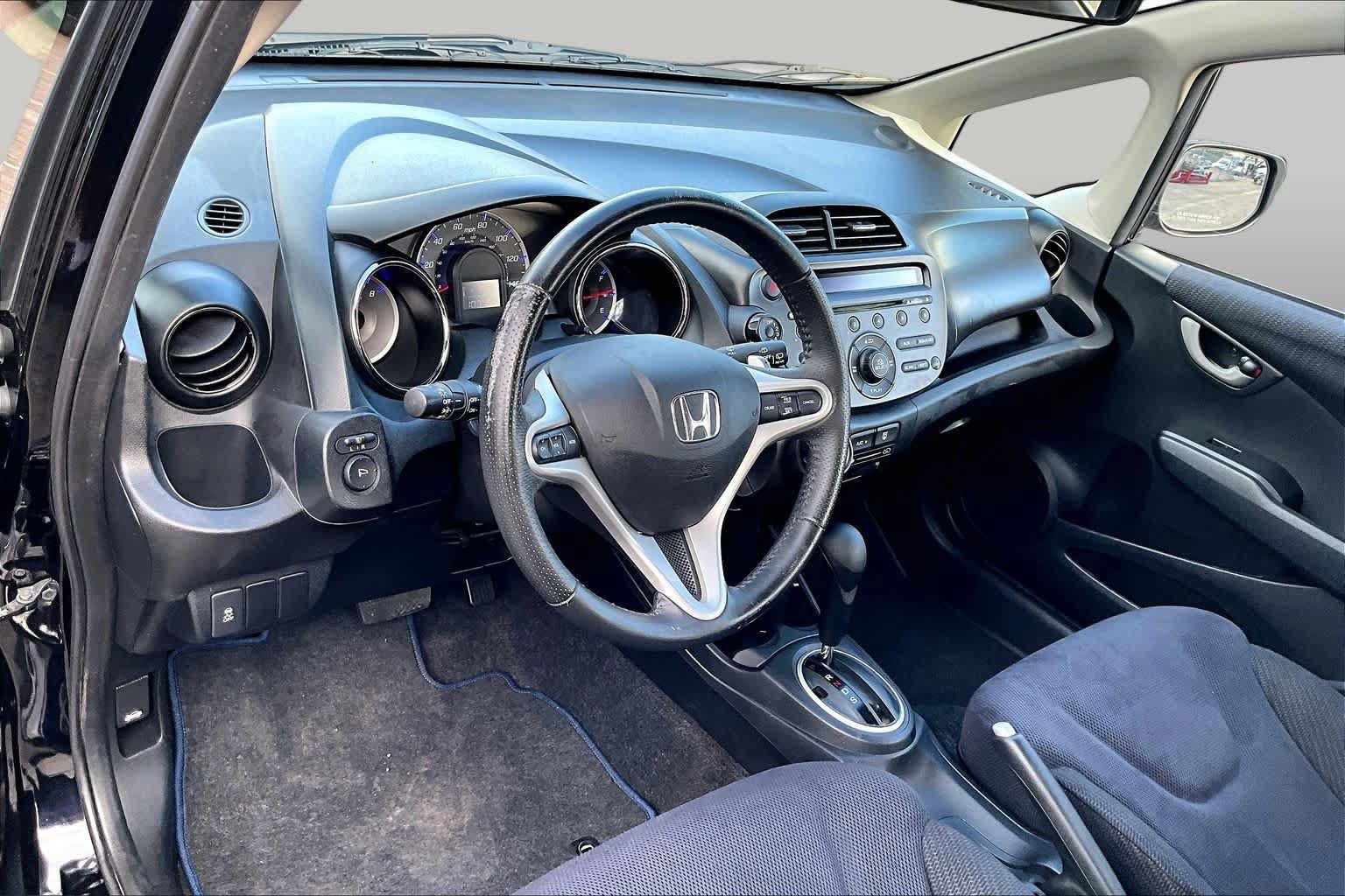 Used 2013 Honda Fit Sport image 18