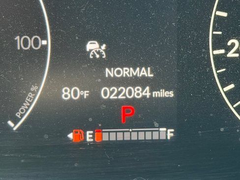 Used 2024 Honda CR-V Sport Touring image 3