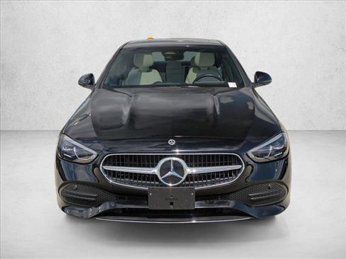 Used 2025 Mercedes-Benz C 300 4MATIC Sedan image 2