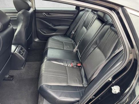 Used 2018 Honda Accord EX-L image 18