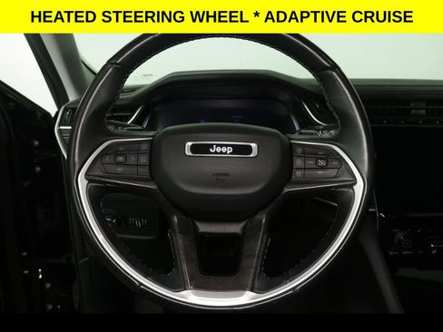 Used 2022 Jeep Grand Cherokee L Limited w/ Black Appearance Package AWD/4WD image 8