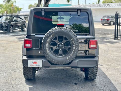 Used 2020 Jeep Wrangler Unlimited Sport AWD/4WD image 5