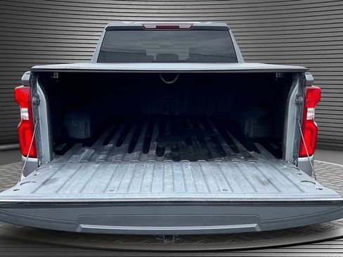 Used 2021 Chevrolet Silverado 1500 LT Trail Boss w/ Safety Package AWD/4WD image 7