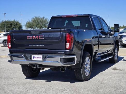 Used 2024 GMC Sierra 2500 SLE w/ SLE Value Package; image 8