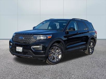 Certified 2023 Ford Explorer XLT w/ Equipment Group 202A