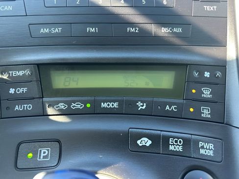 Used 2011 Toyota Prius Two image 17