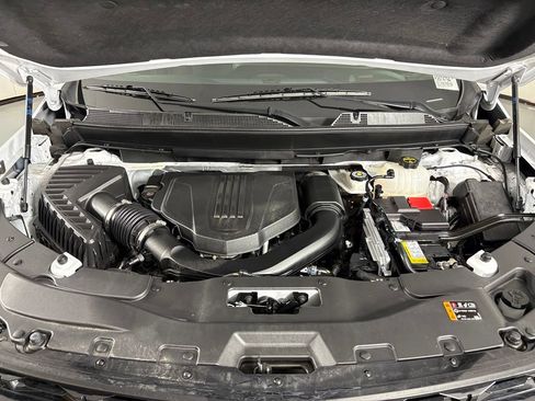 Used 2024 Chevrolet Traverse RS w/ LPO, Floor Liner Package AWD/4WD image 52