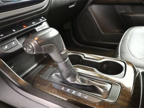 Certified 2018 GMC Canyon SLT w/ Driver Alert Package image 26