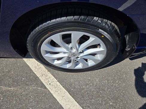 Used 2019 Nissan Sentra SV w/ Exterior Package image 12