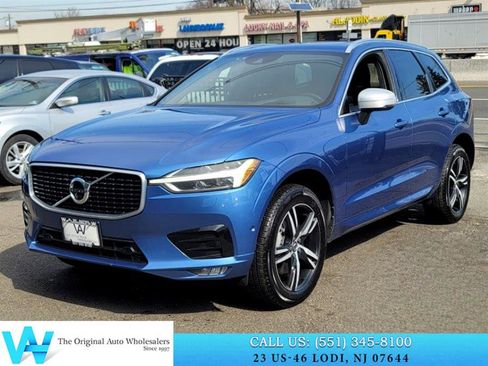 Used 2018 Volvo XC60 T6 R-Design w/ Convenience Package image 3