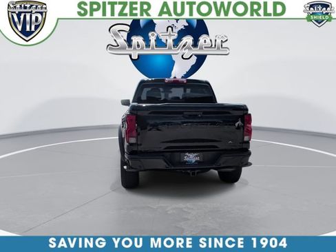 Used 2023 Chevrolet Colorado Trail Boss w/ Technology Package AWD/4WD image 8