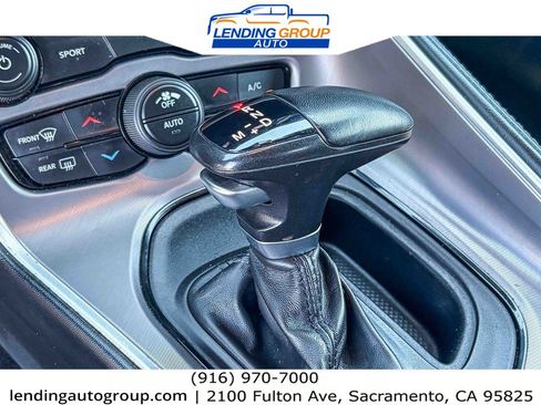 Used 2022 Dodge Challenger SXT RWD image 18