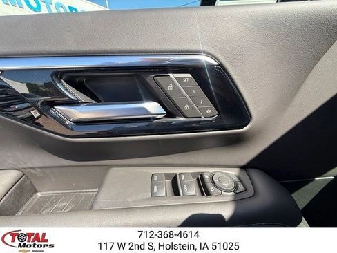 New 2026 Chevrolet Tahoe Z71 w/ Comfort Package AWD/4WD image 9