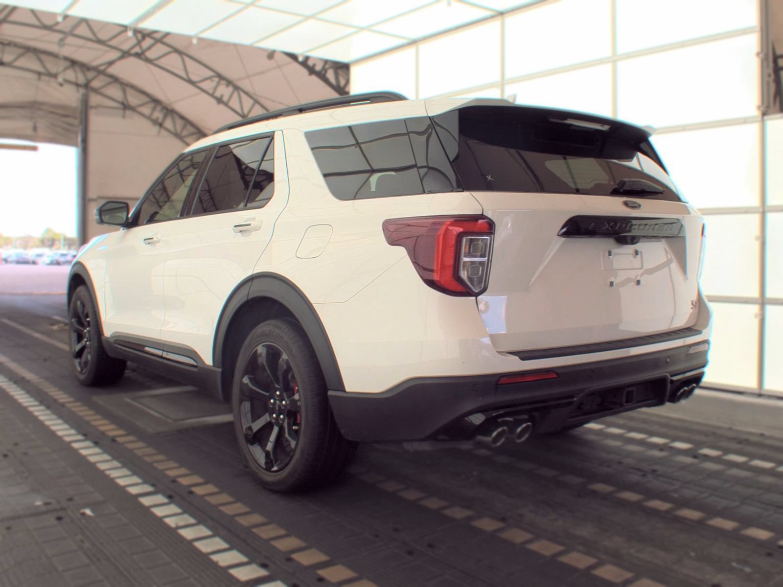 Used 2023 Ford Explorer ST w/ Equipment Group 401A AWD/4WD image 3
