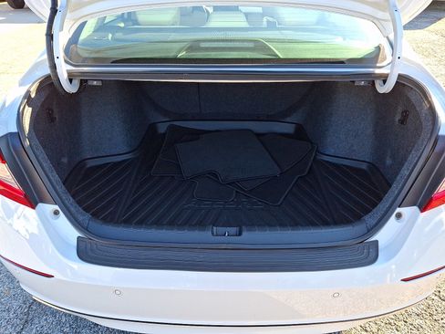 Used 2022 Honda Accord Touring image 33