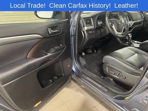 Used 2019 Toyota Highlander Limited AWD/4WD image 10
