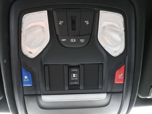 Used 2023 RAM 1500 Big Horn AWD/4WD image 19