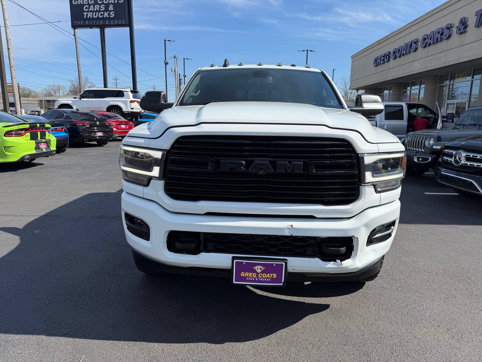 Used 2022 RAM 2500 Laramie w/ Night Edition AWD/4WD image 2