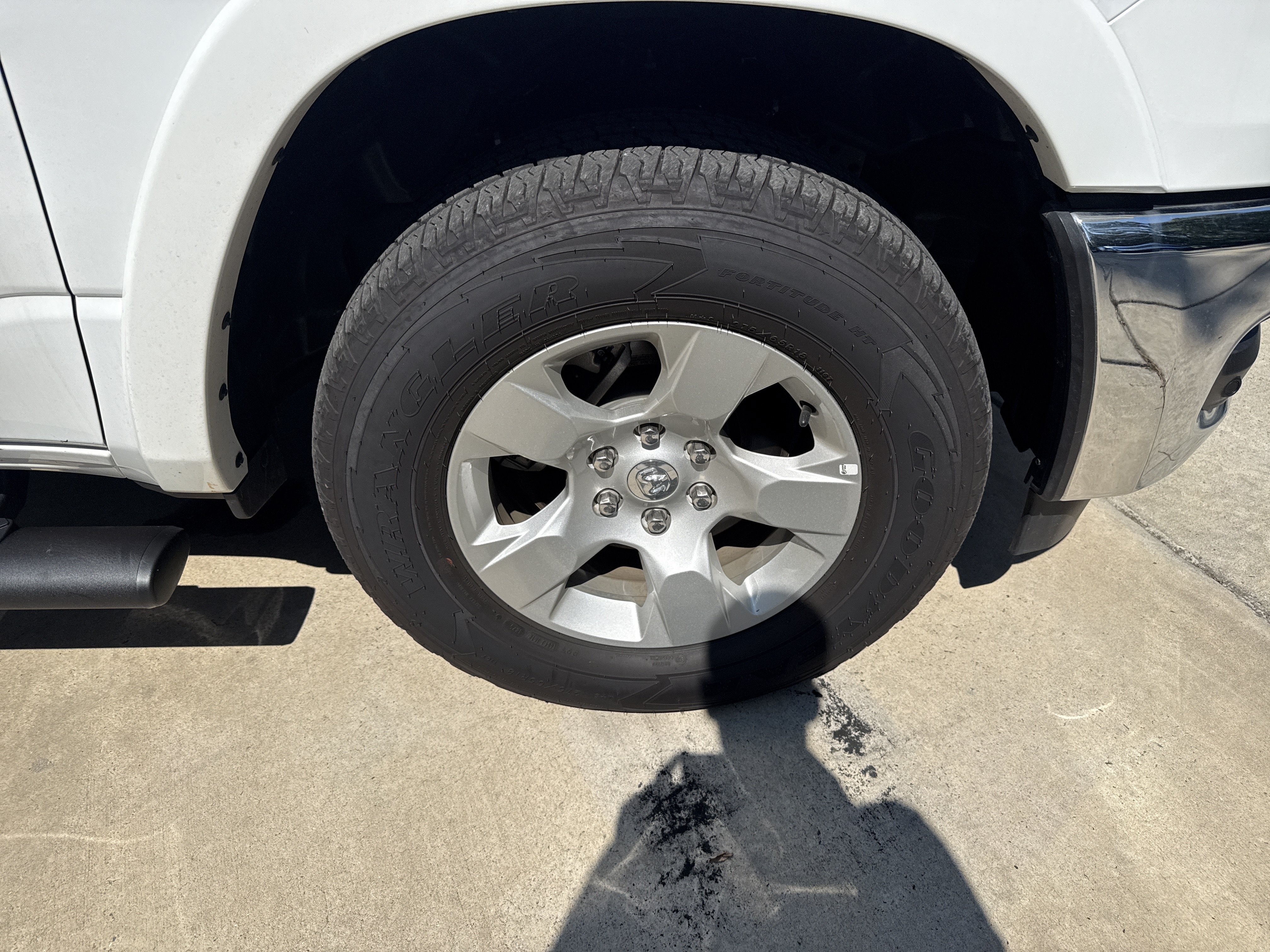 Used 2025 RAM 1500 Big Horn AWD/4WD image 22